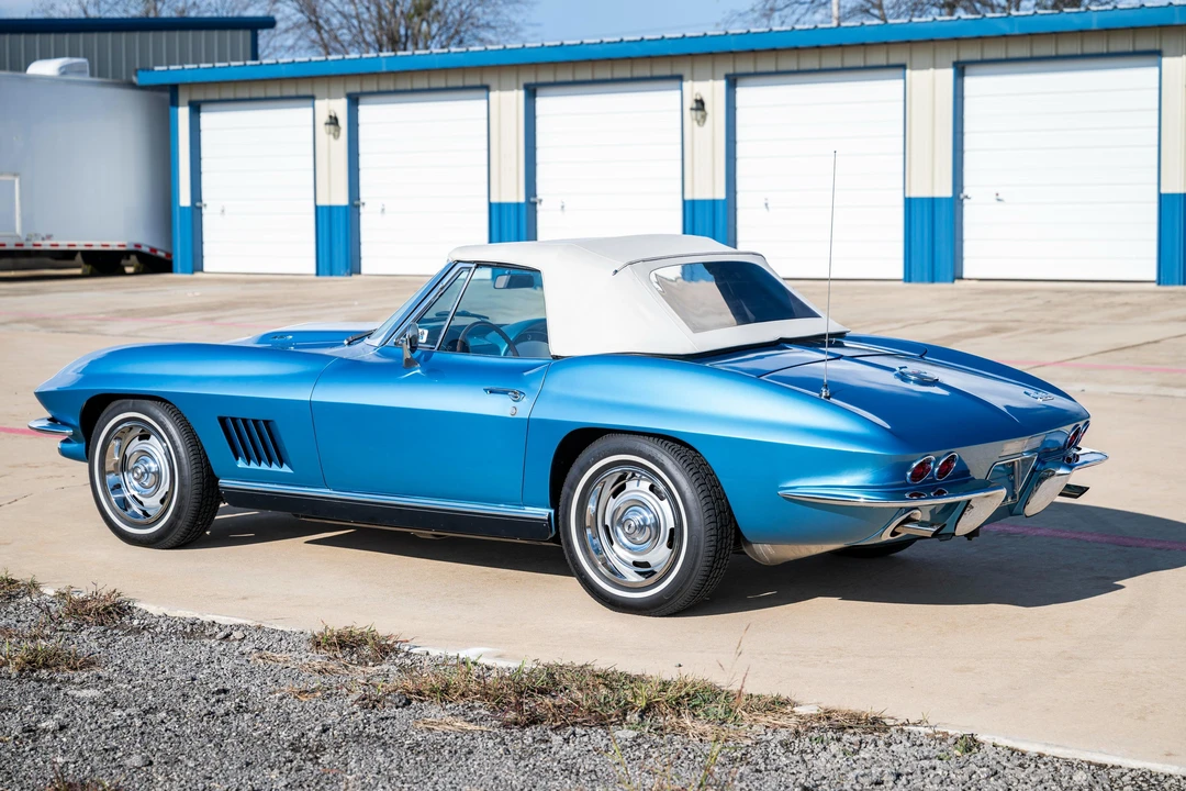 1967 Chevrolet Corvette C2 - Image 23 of 31