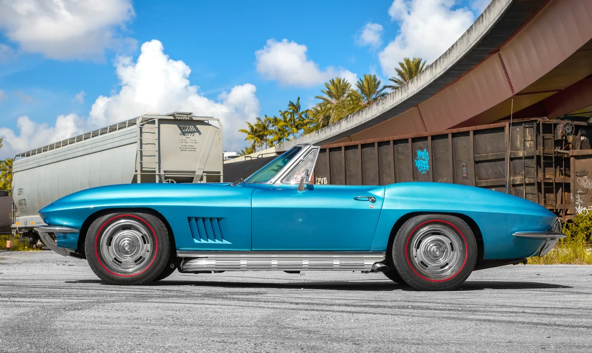 1967 Chevrolet Corvette C2 - Image 3 of 31
