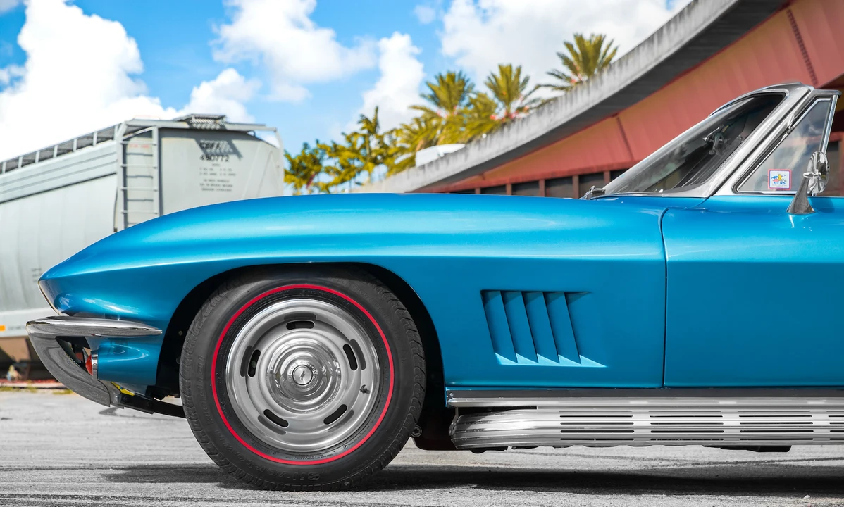 1967 Chevrolet Corvette C2 - Image 25 of 31