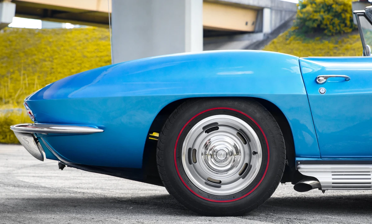 1967 Chevrolet Corvette C2 - Image 23 of 31