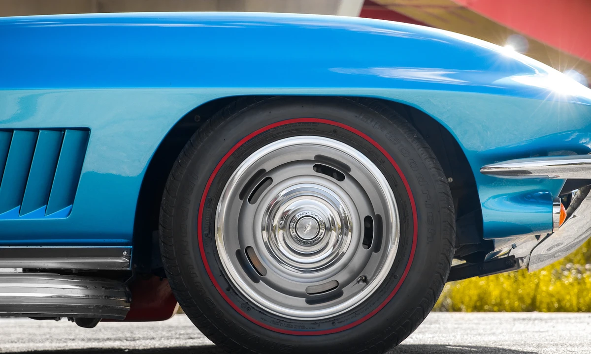 1967 Chevrolet Corvette C2 - Image 30 of 31