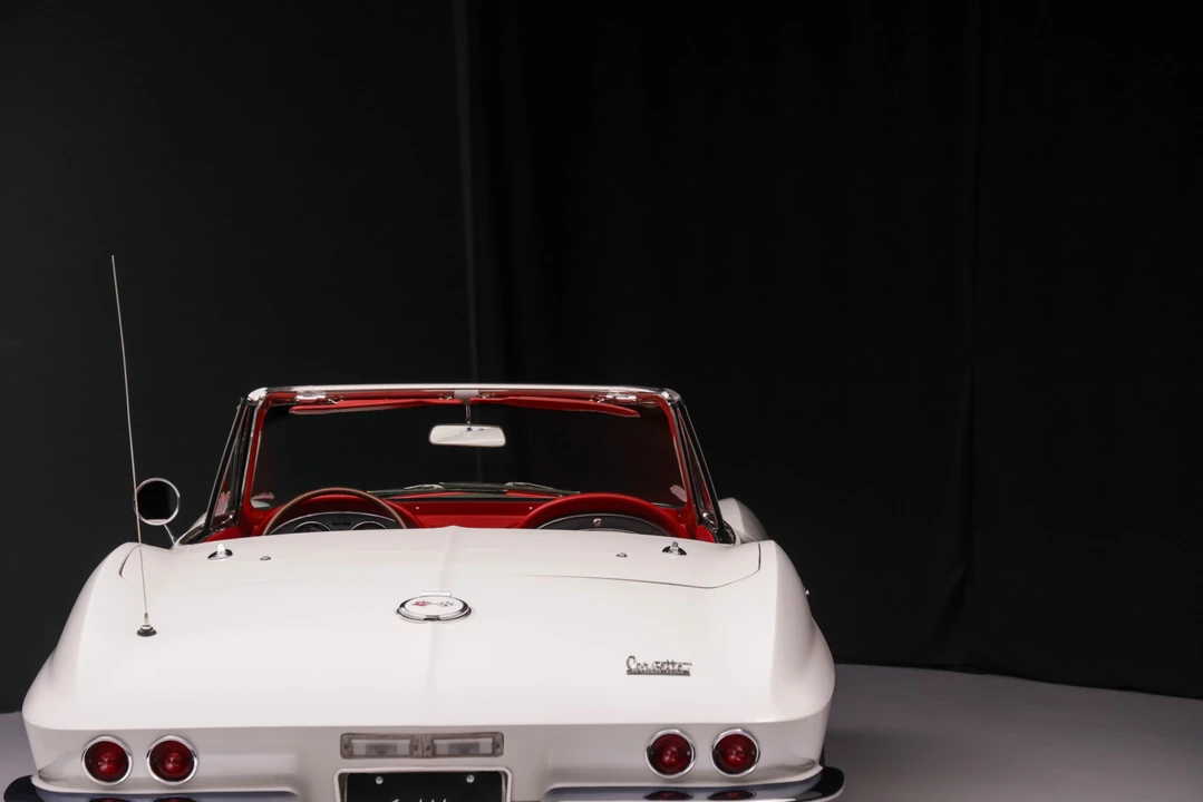 1967 Chevrolet Corvette C2 - Image 28 of 31