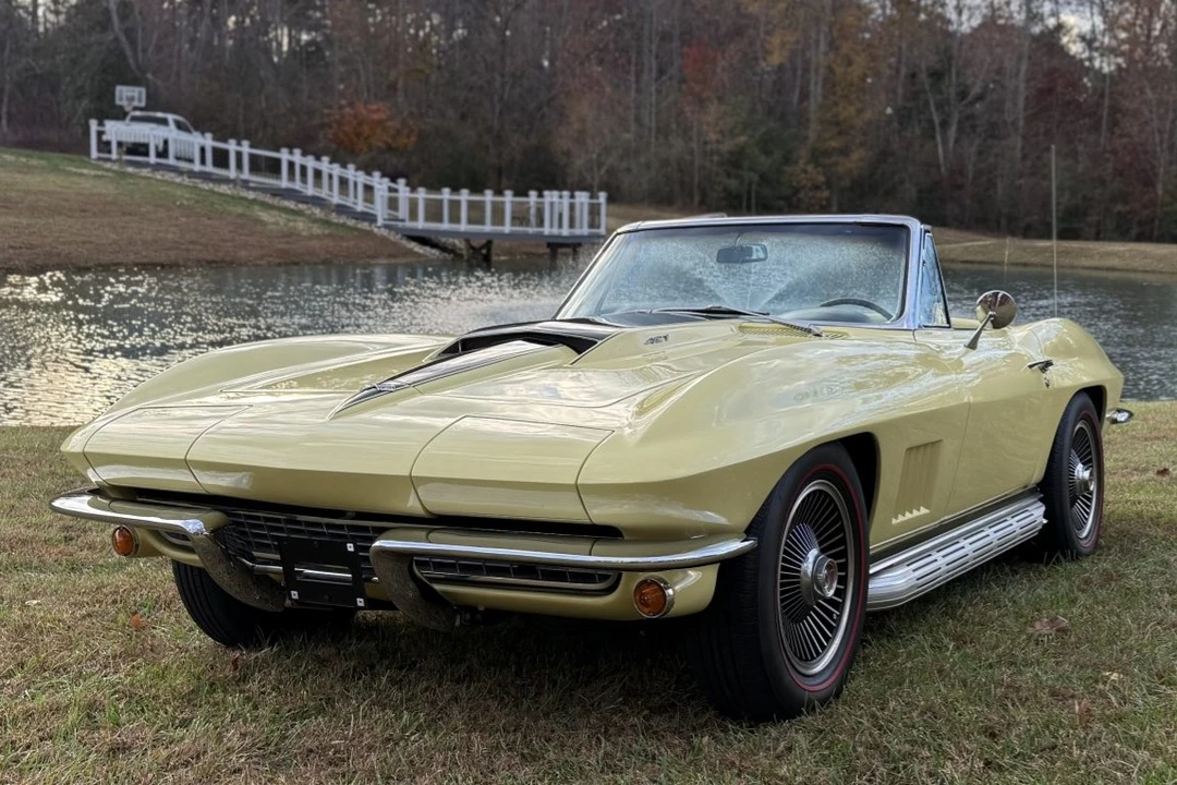 1967 Chevrolet Corvette C2 - Image 1 of 31