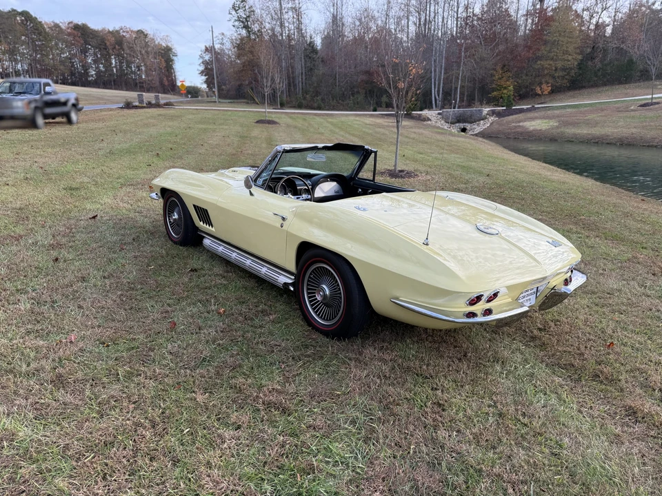 1967 Chevrolet Corvette C2 - Image 19 of 31