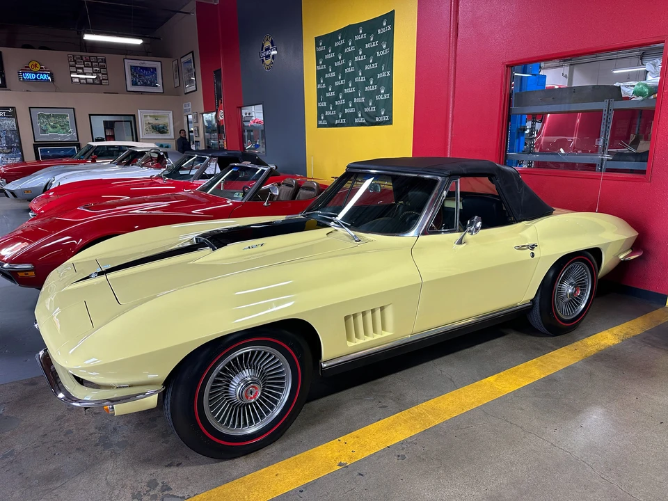 1967 Chevrolet Corvette C2 - Image 17 of 31