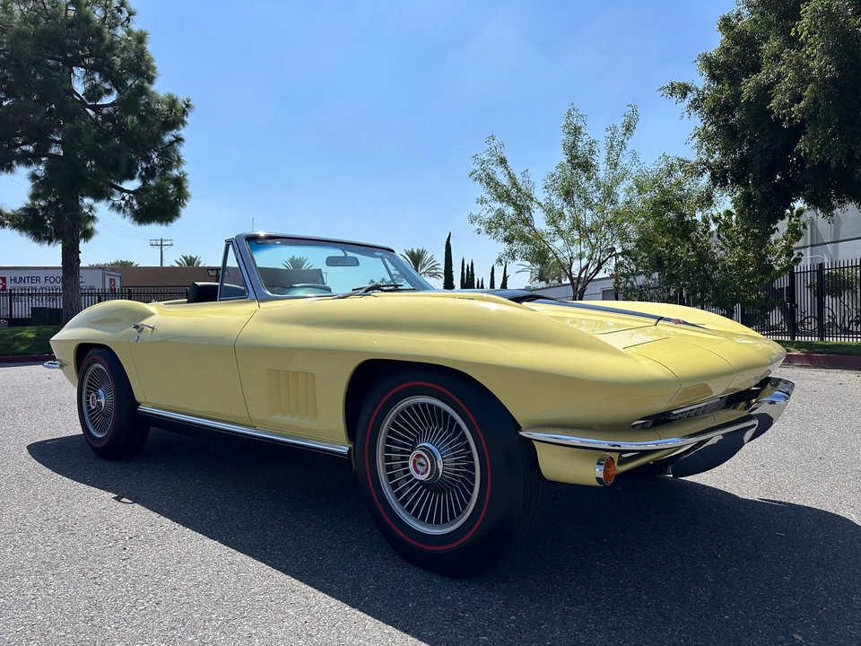1967 Chevrolet Corvette C2 - Image 22 of 31