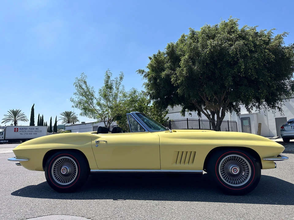 1967 Chevrolet Corvette C2 - Image 23 of 31