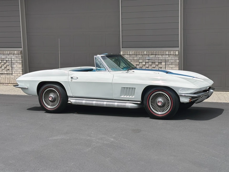 1967 Chevrolet Corvette C2 427 - Image 11 of 31