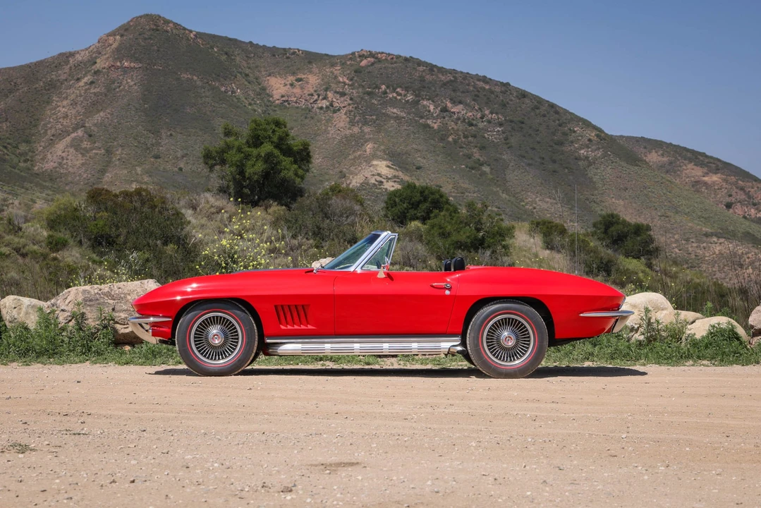 1967 Chevrolet Corvette C2 - Image 17 of 31