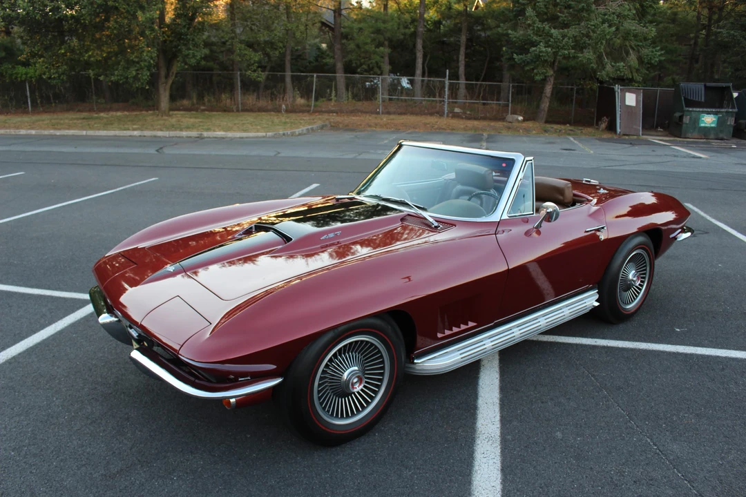 1967 Chevrolet Corvette C2 - Image 8 of 31