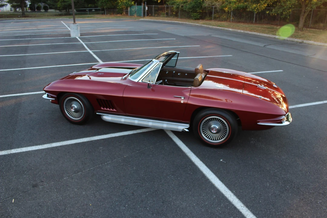 1967 Chevrolet Corvette C2 - Image 19 of 31