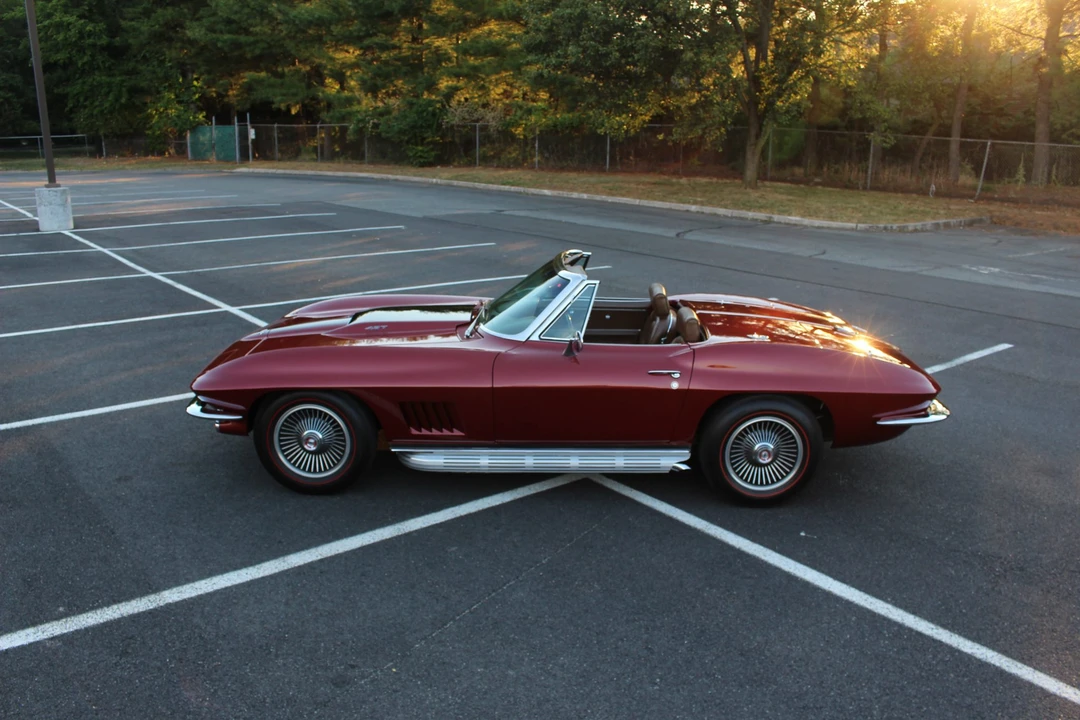 1967 Chevrolet Corvette C2 - Image 15 of 31