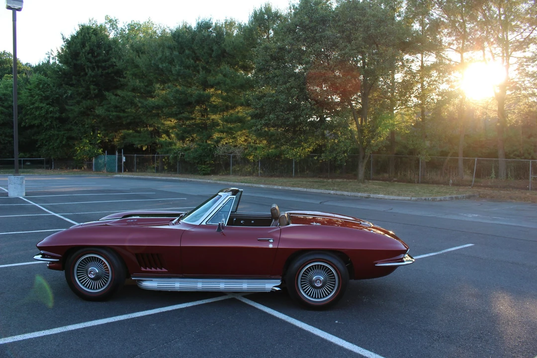 1967 Chevrolet Corvette C2 - Image 16 of 31