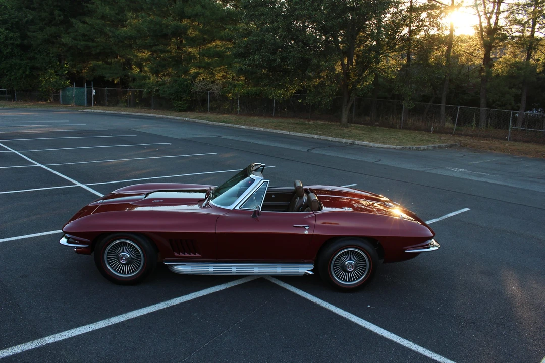 1967 Chevrolet Corvette C2 - Image 17 of 31