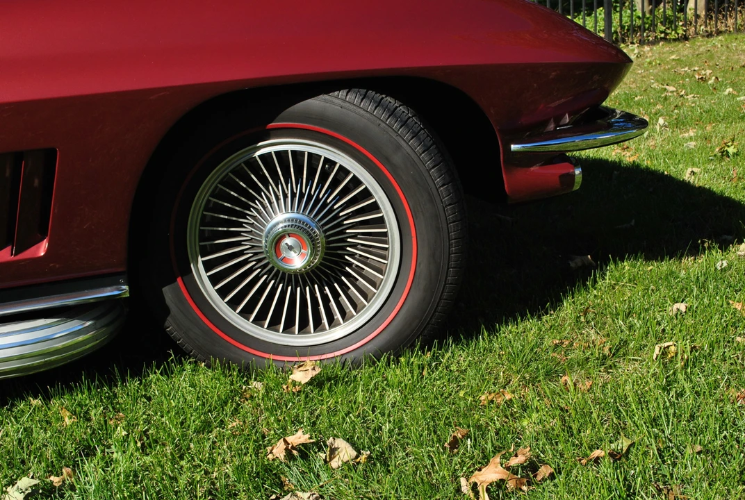 1967 Chevrolet Corvette C2 - Image 21 of 31