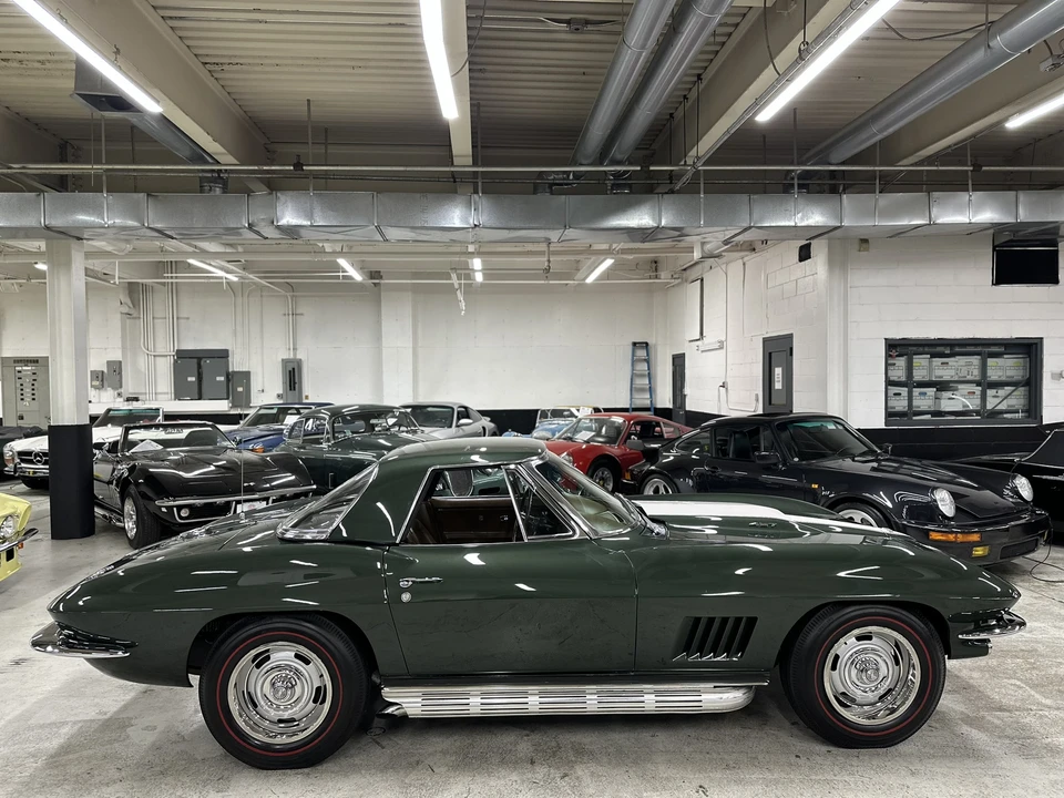 1967 Chevrolet Corvette C2 - Image 11 of 31