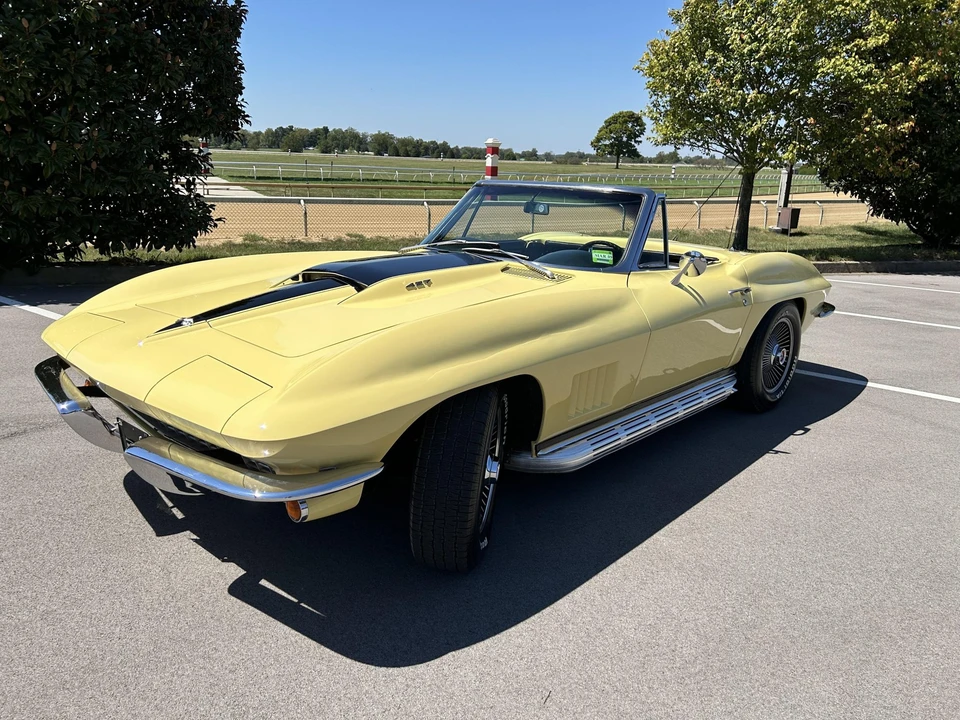 1967 Chevrolet Corvette C2 - Image 12 of 31