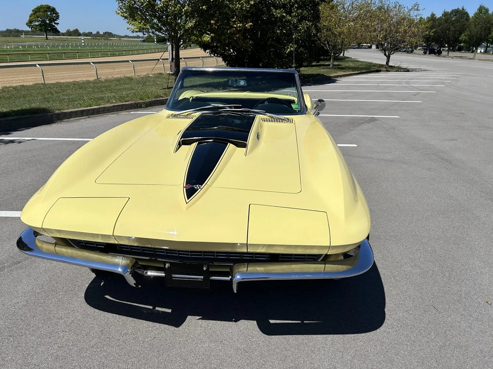 1967 Chevrolet Corvette C2 - Image 15 of 31