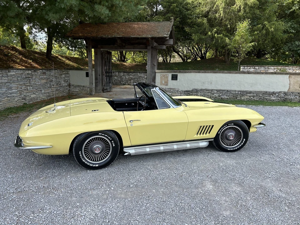 1967 Chevrolet Corvette C2 - Image 18 of 31
