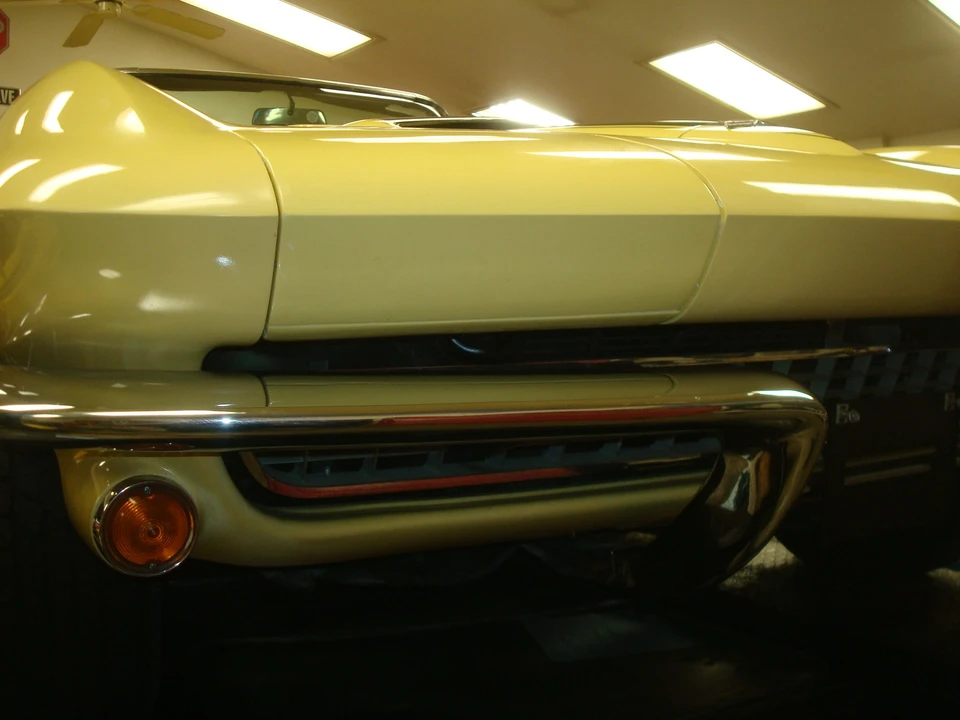 1967 Chevrolet Corvette C2 - Image 17 of 31