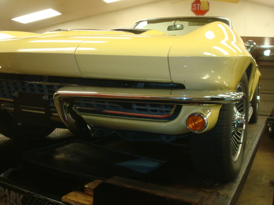 1967 Chevrolet Corvette C2 - Image 18 of 31