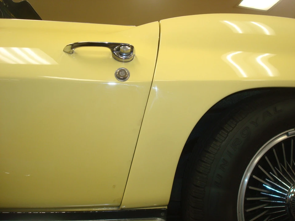 1967 Chevrolet Corvette C2 - Image 25 of 31
