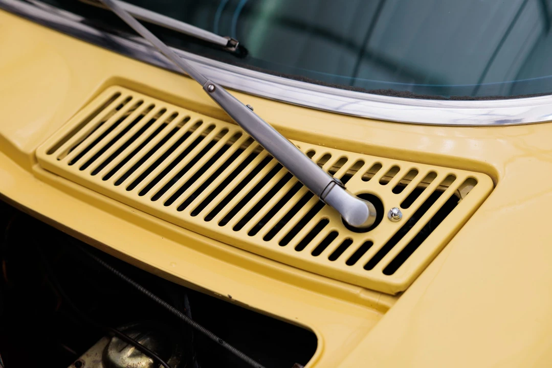 1967 Chevrolet Corvette C2 - Image 21 of 31