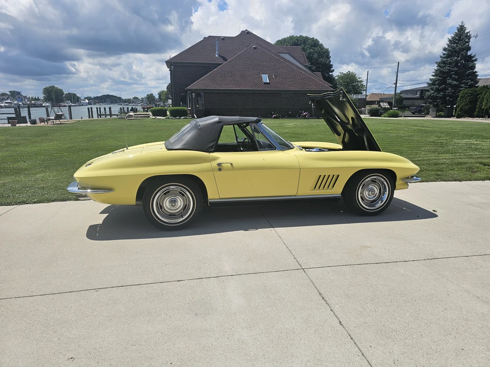 1967 Chevrolet Corvette C2 - Image 17 of 31