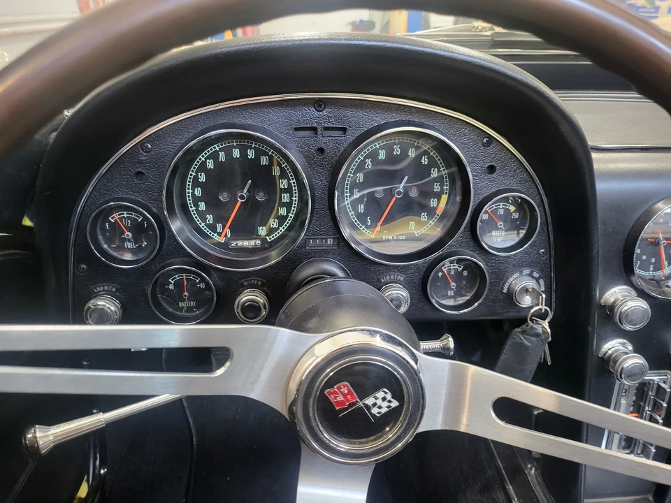 1967 Chevrolet Corvette C2 - Image 30 of 31