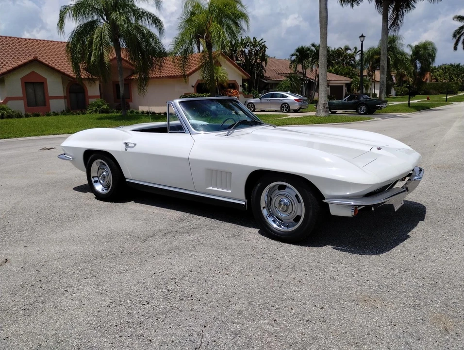 1967 Chevrolet Corvette C2 - Image 11 of 31