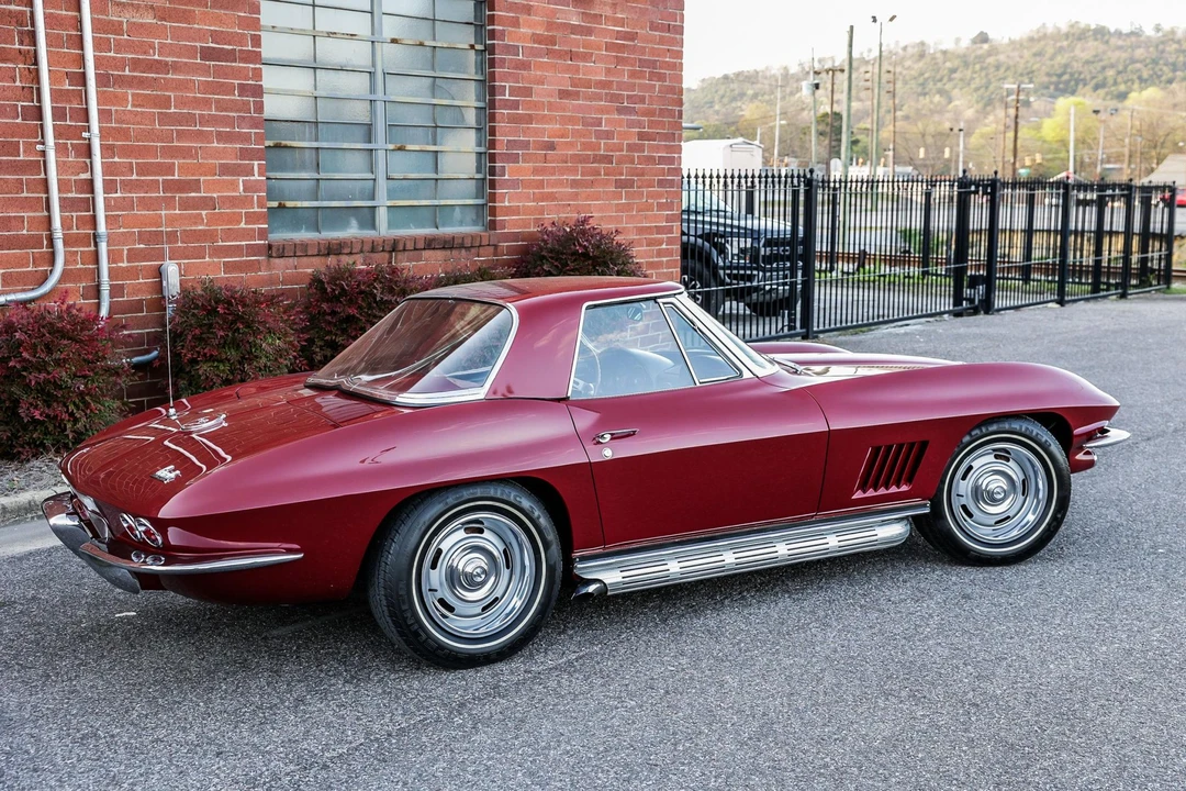 1967 Chevrolet Corvette C2 - Image 8 of 31