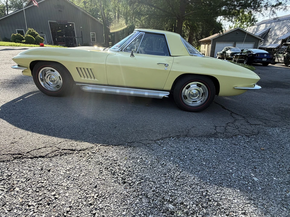 1967 Chevrolet Corvette C2 - Image 3 of 31