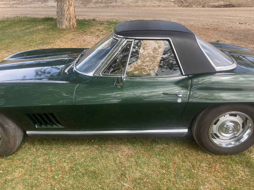 1967 Chevrolet Corvette C2 - Image 18 of 31
