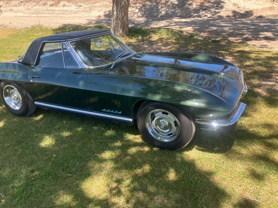 1967 Chevrolet Corvette C2 - Image 28 of 31