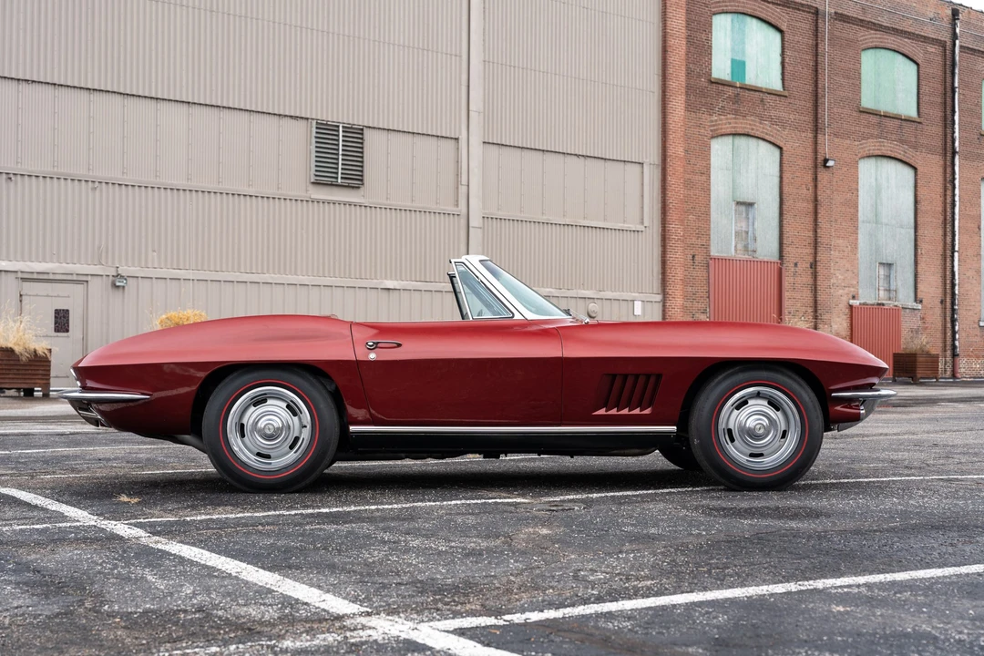 1967 Chevrolet Corvette C2 - Image 12 of 31