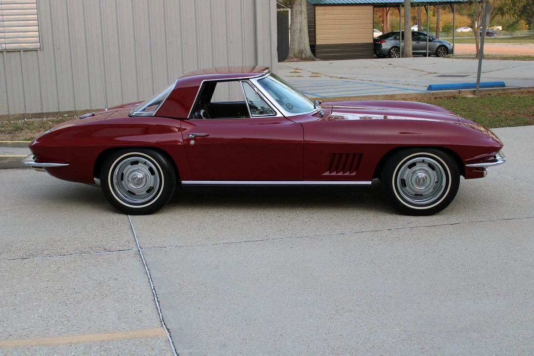 1967 Chevrolet Corvette C2 - Image 20 of 31