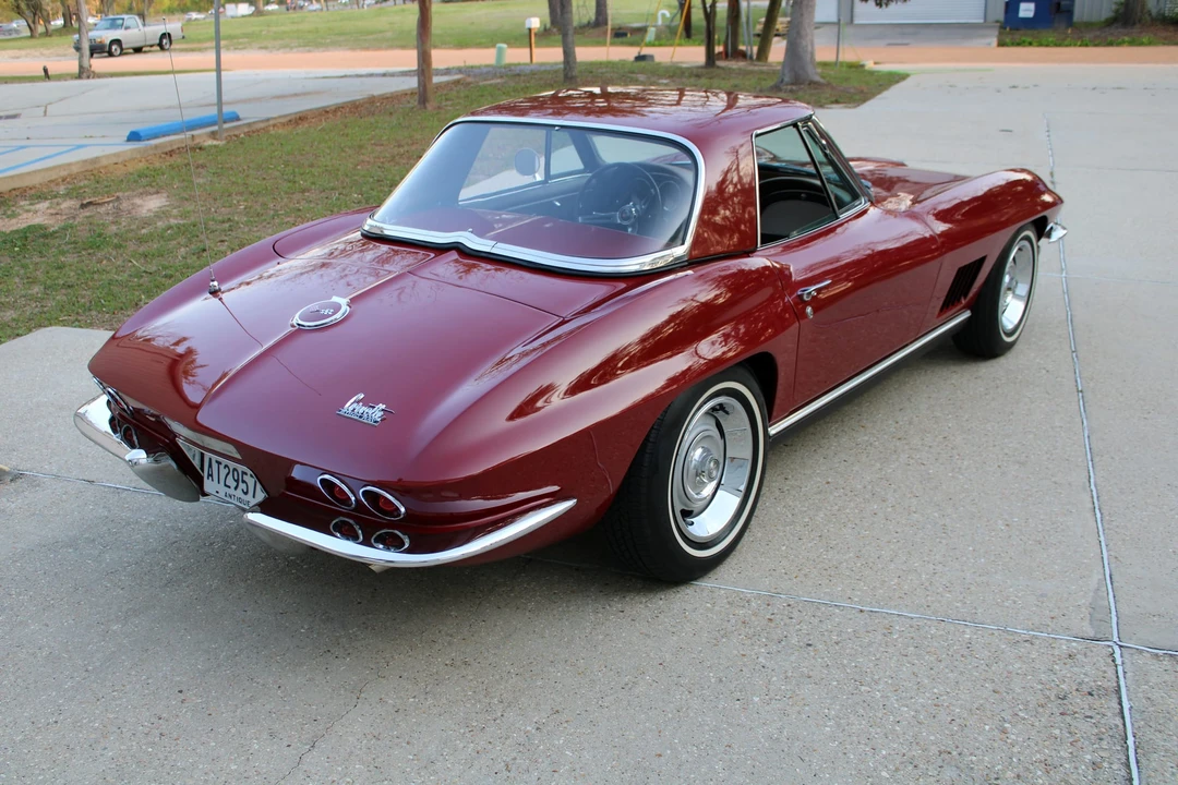 1967 Chevrolet Corvette C2 - Image 22 of 31