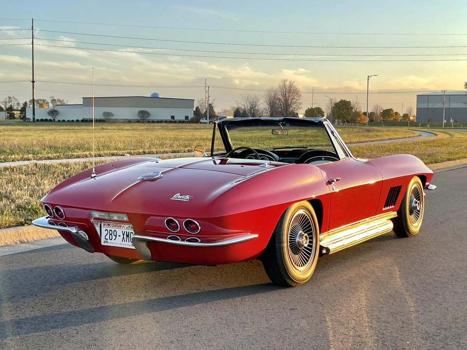 1967 Chevrolet Corvette C2 - Image 17 of 31