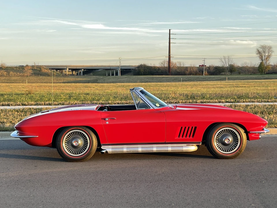 1967 Chevrolet Corvette C2 - Image 20 of 31