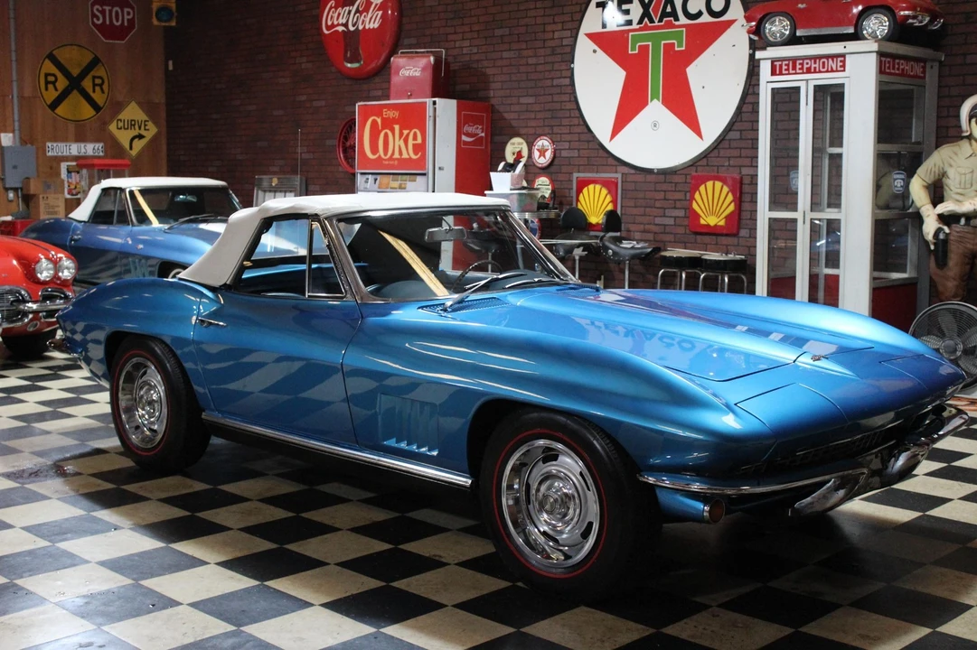 1967 Chevrolet Corvette C2 - Image 9 of 21