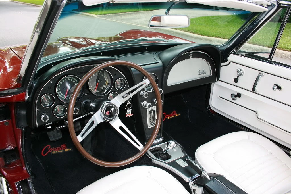 1967 Chevrolet Corvette C2 - Image 18 of 31