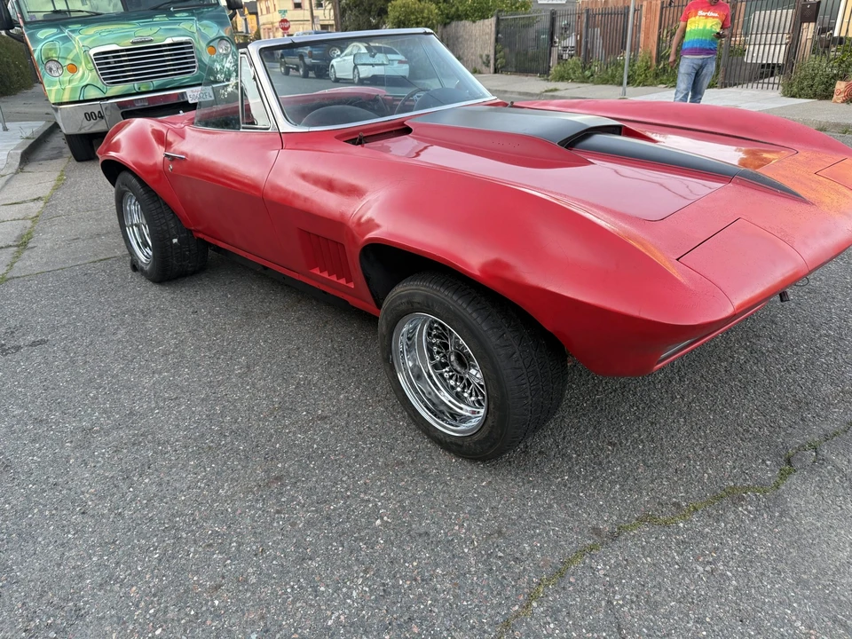 1967 Chevrolet Corvette C2 - Image 19 of 31