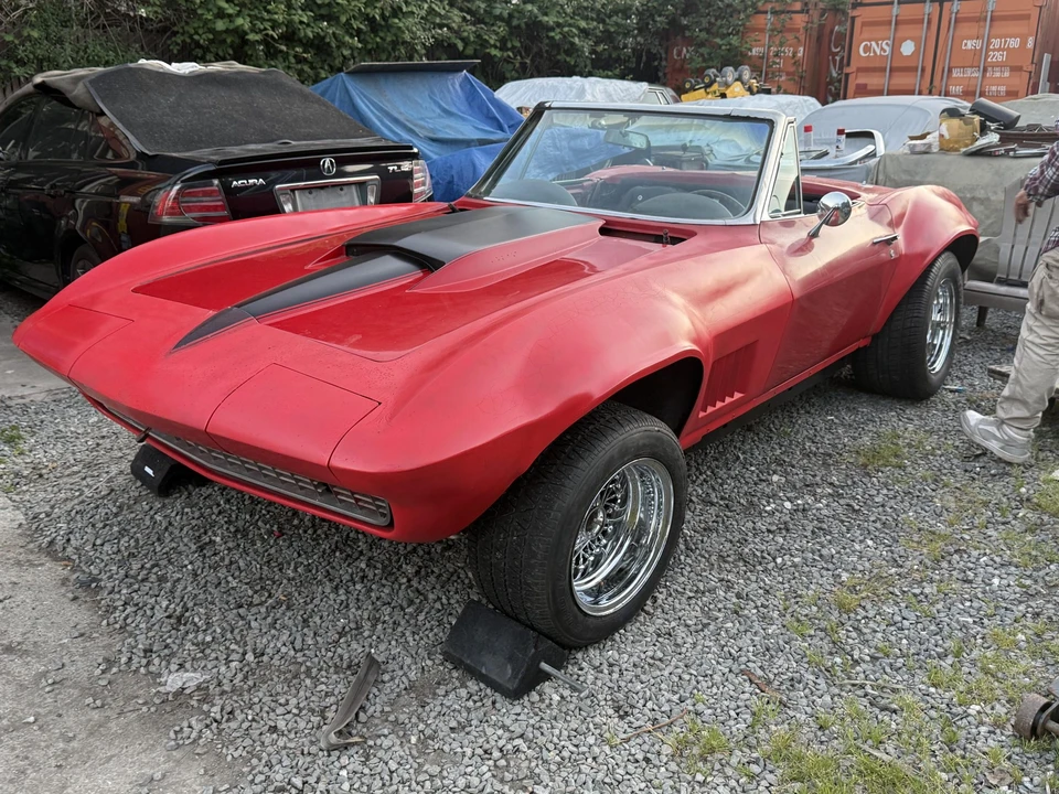 1967 Chevrolet Corvette C2 - Image 14 of 31