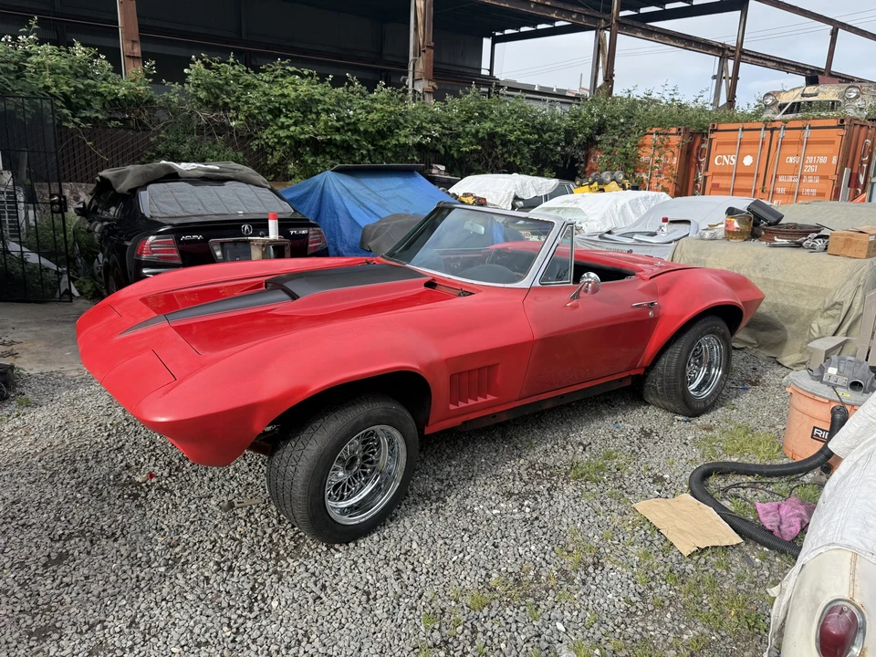 1967 Chevrolet Corvette C2 - Image 2 of 31