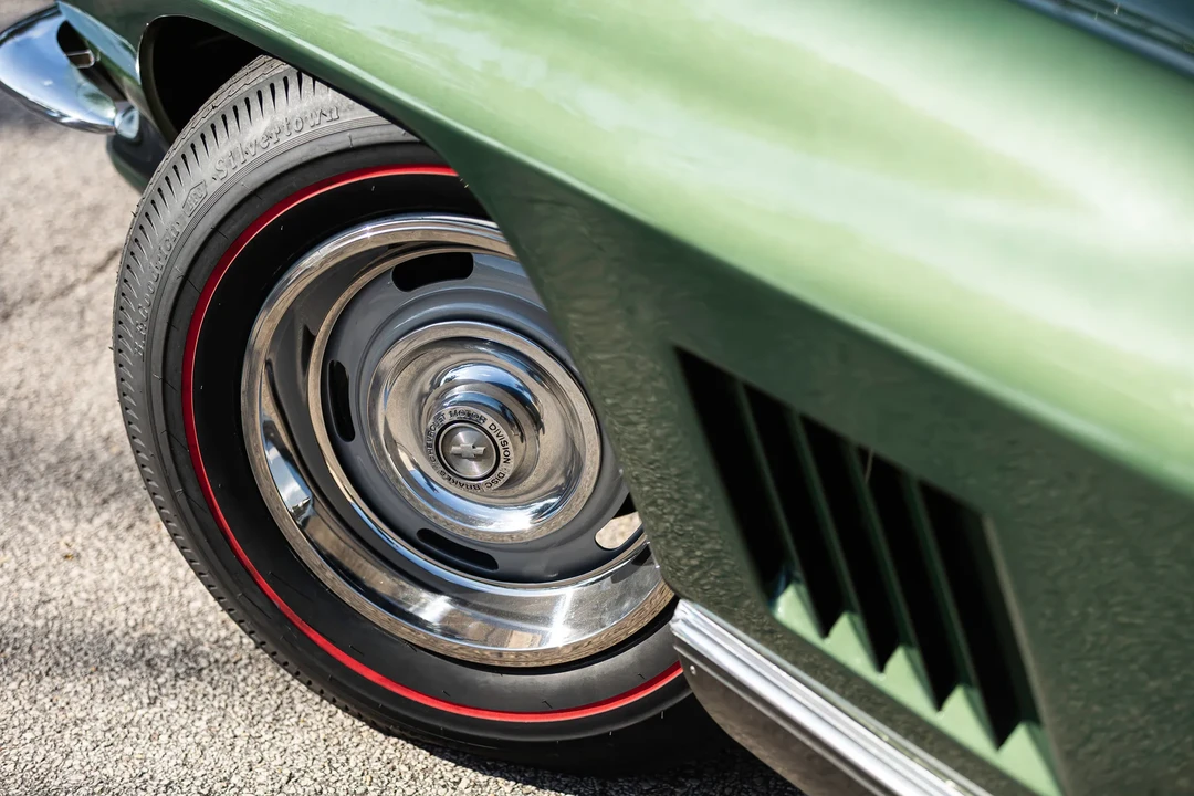 1967 Chevrolet Corvette C2 427 - Image 16 of 31