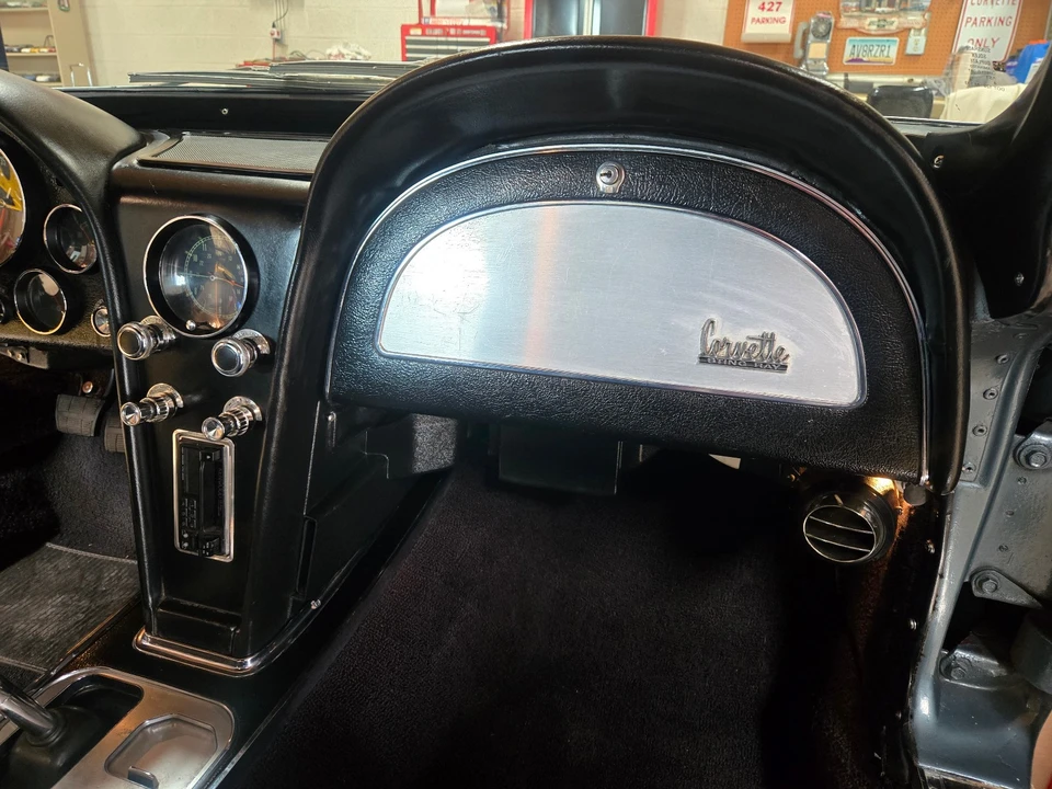 1967 Chevrolet Corvette C2 - Image 15 of 21