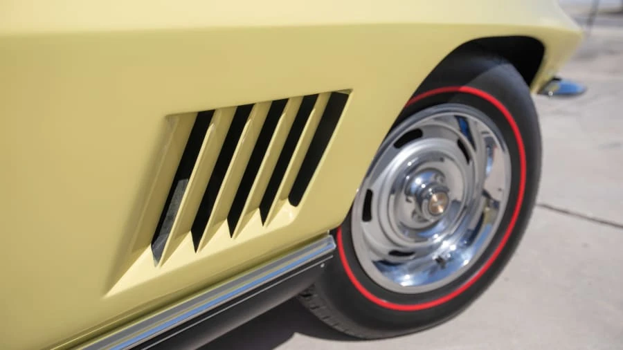 1967 Chevrolet Corvette C2 - Image 10 of 21