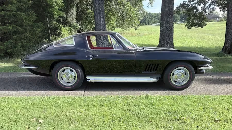 1967 Chevrolet Corvette C2 - Image 2 of 9