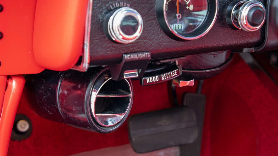 1967 Chevrolet Corvette C2 - Image 16 of 20