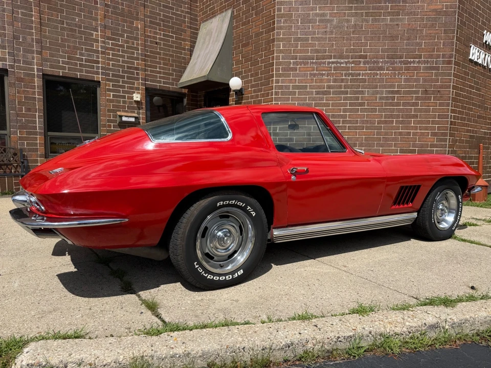 1967 Chevrolet Corvette C2 - Image 11 of 31